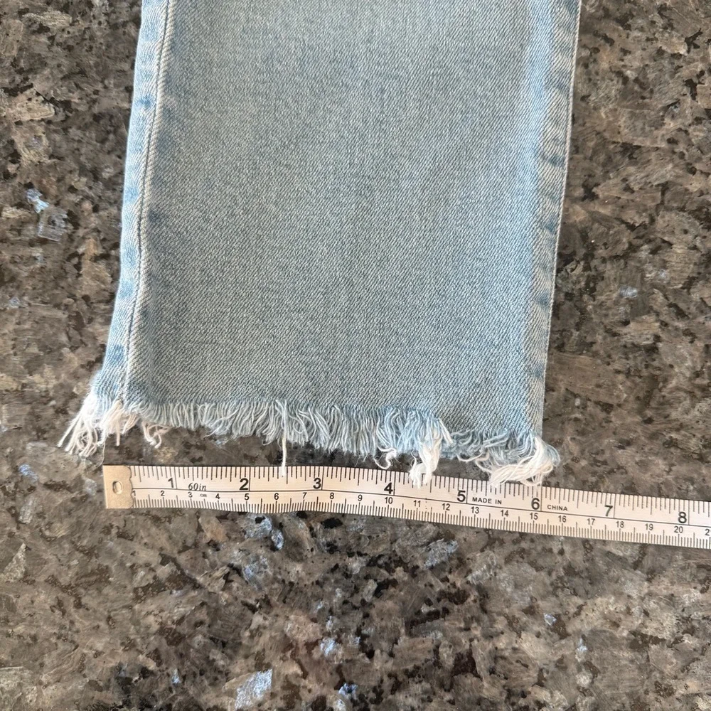 MADEWELL Perfect Vintage 10” High Rise Jean in Ellicott Wash, Raw Hem, Size 25P - Picture 8 of 10